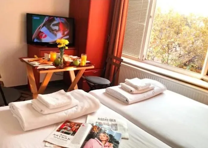 Double H アパート Požarevac